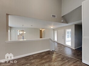 1739 S Kirkwood Rd in Houston, TX - Building Photo - Building Photo