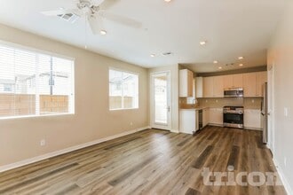 31589 Dwight Dr in Menifee, CA - Building Photo - Building Photo