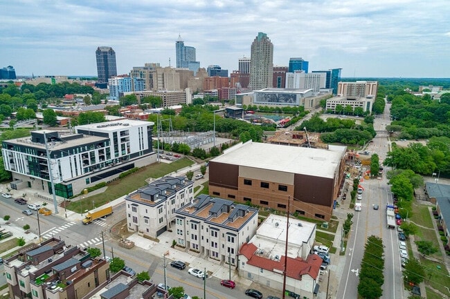 413 W Lenoir St in Raleigh, NC - Building Photo - Building Photo