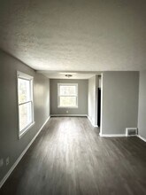 1539-1543 Babbitt Rd in Euclid, OH - Building Photo - Building Photo