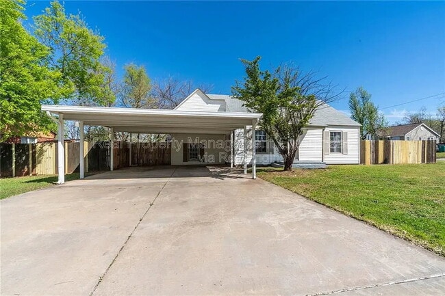 property at 3633 N Youngs Blvd