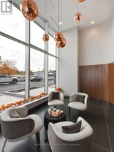 805-805 Carling Ave in Ottawa, ON - Building Photo - Building Photo