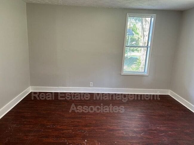 530 E Solomon St in Griffin, GA - Building Photo - Building Photo