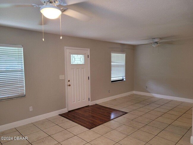 1931 Vernon Pl in Daytona Beach, FL - Building Photo - Building Photo