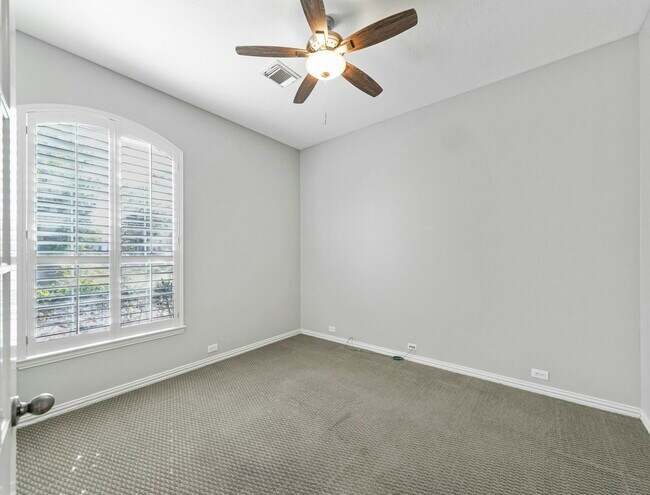 106 Cezanne Woods Dr in Spring, TX - Building Photo - Building Photo