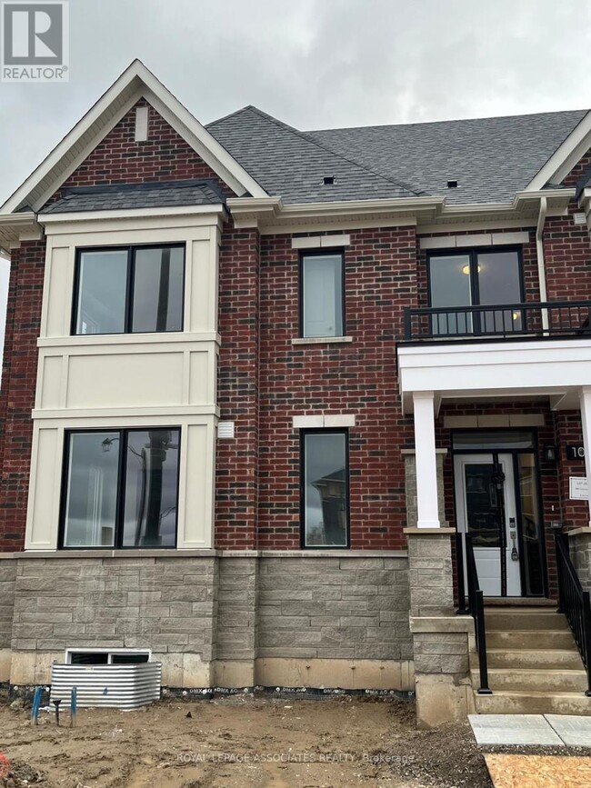 106 Coolhurst Ave