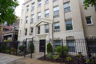 1850 N Humboldt Blvd in Chicago, IL - Building Photo