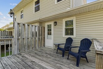 710 19th Ave, Unit A in Coralville, IA - Building Photo - Building Photo