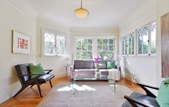 2631 Derby St, Unit Large and Sunny Flat in Berkeley, CA - Foto de edificio - Building Photo