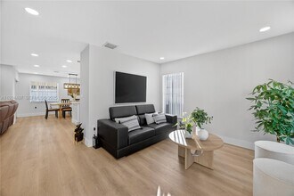 11352 SW 245th St in Homestead, FL - Building Photo - Building Photo