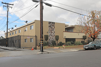 401 W Roosevelt Ave in Montebello, CA - Building Photo - Building Photo