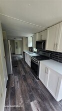 8853 Mike St in Port Richey, FL - Building Photo - Building Photo