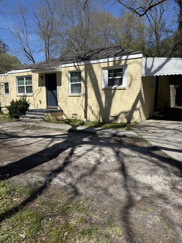 property at 3103 Head St