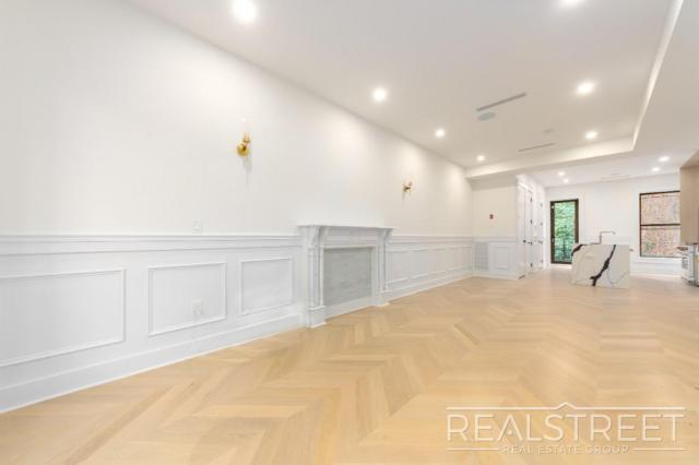 22 Revere Pl in Brooklyn, NY - Building Photo - Building Photo