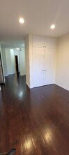 35-39 10th Street Unit 1R in Queens, NY - Building Photo - Building Photo