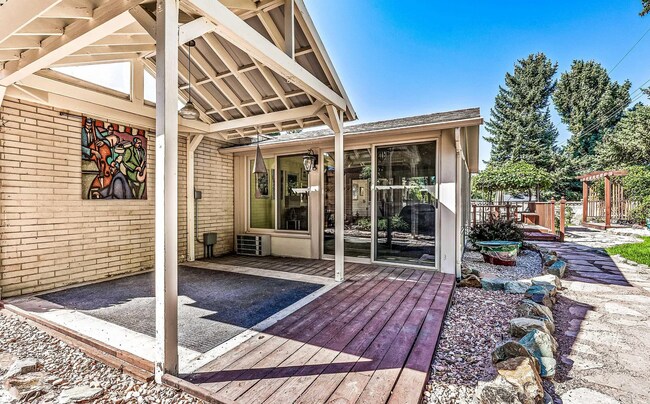 6771 S 2445 E in Cottonwood Heights, UT - Building Photo - Building Photo