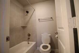 19711 Whistle Creek Ln in Cypress, TX - Foto de edificio - Building Photo