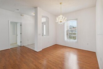 325 Azincourt Ln in Kissimmee, FL - Building Photo - Building Photo