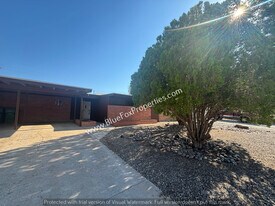 3202 W Calle Fresa in Tucson, AZ - Building Photo