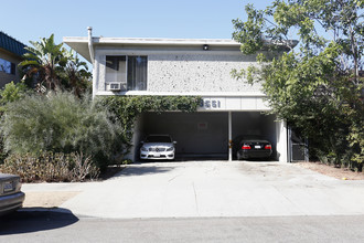 3551 Jasmine Ave in Los Angeles, CA - Building Photo - Building Photo