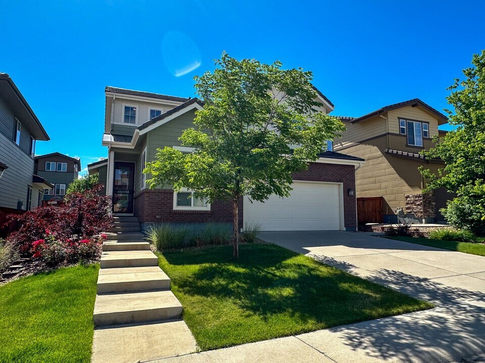 14035 Touchstone St in Parker, CO - Building Photo