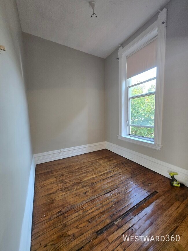 2818 W Wilcox St in Chicago, IL - Building Photo - Building Photo
