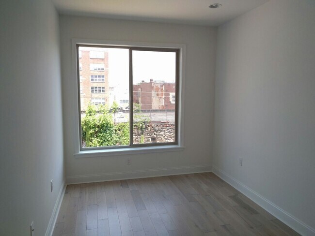 1213 Noble St in Philadelphia, PA - Building Photo - Building Photo