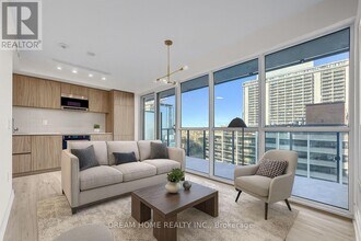 120 Broadway Ave in Toronto, ON - Building Photo - Building Photo