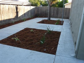 551 Dean St in Hayward, CA - Building Photo - Building Photo