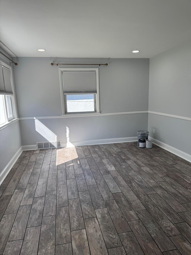 131 1st Ave in Broomall, PA - Building Photo - Building Photo