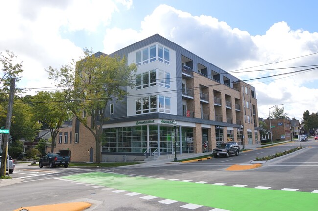 Oakland on Monroe in Madison, WI - Foto de edificio - Building Photo