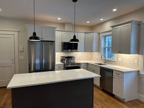 36 Conant St in Danvers, MA - Building Photo - Building Photo