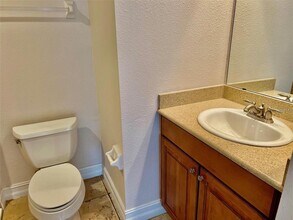 5305 Bacara Cove in Lake Mary, FL - Foto de edificio - Building Photo