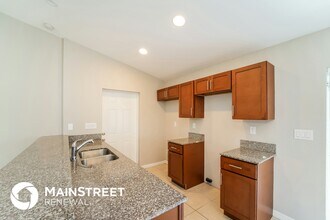 6100 Deer Run Rd in North Port, FL - Building Photo - Building Photo