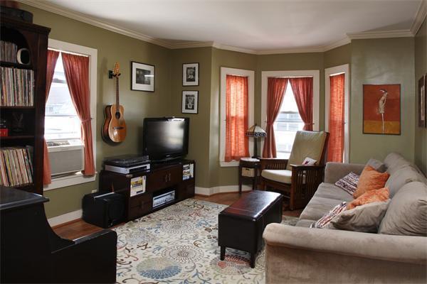 37 Myrtle St, Unit 2 in Somerville, MA - Building Photo - Building Photo