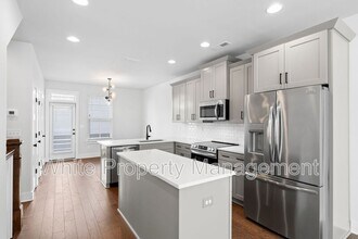 1126 Pegram St in Charlotte, NC - Building Photo - Building Photo