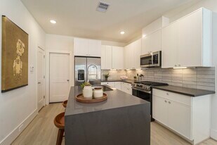 864 Paul Quinn St in Houston, TX - Building Photo