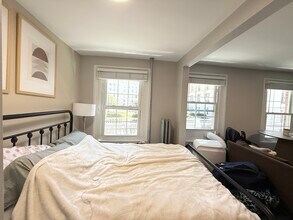 14 Derne St, Unit 301 in Boston, MA - Building Photo - Building Photo