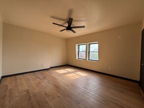 2317 Indiana Ave, Unit 2F in St. Louis, MO - Building Photo - Building Photo