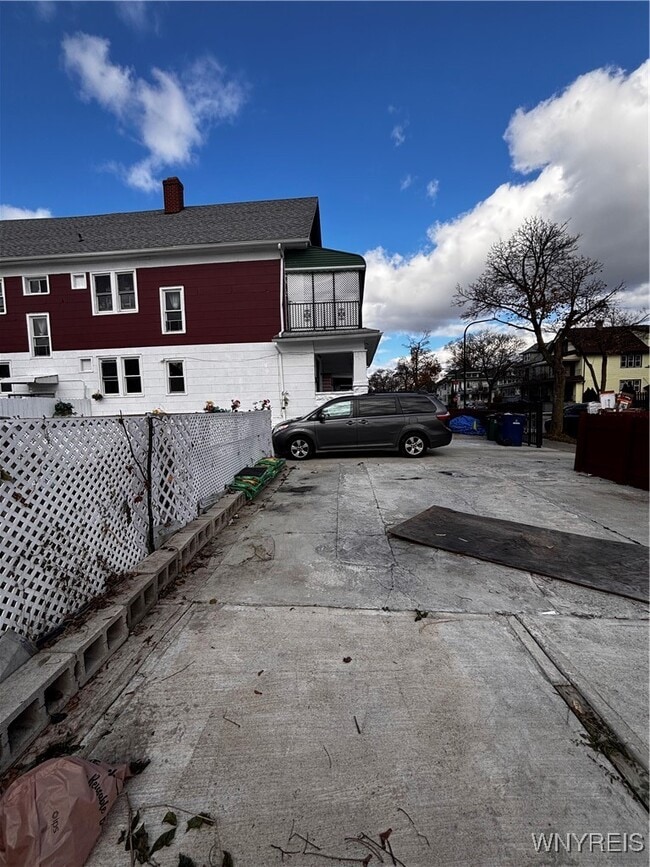 property at 432 Wohlers Ave