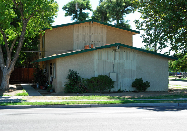 941 S Maple Ave in Fresno, CA - Building Photo - Building Photo