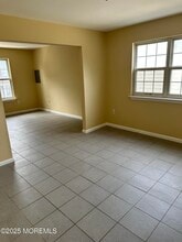 13 Fountain Ave in Matawan, NJ - Building Photo - Building Photo
