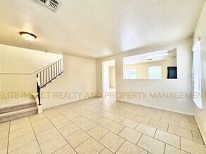 2324 S Mcconnell Dr in Tucson, AZ - Building Photo - Building Photo