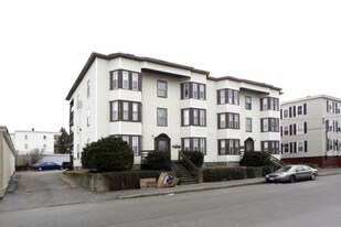 239-243 Wilson St in Manchester, NH - Building Photo