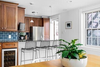 9 Temple St in Boston, MA - Building Photo - Building Photo