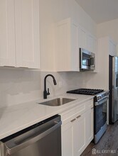 581 Middlesex Ave in Metuchen, NJ - Building Photo - Building Photo