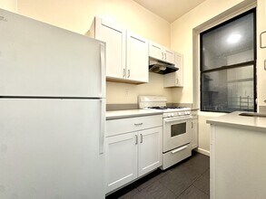 3133 Broadway in New York, NY - Building Photo - Building Photo