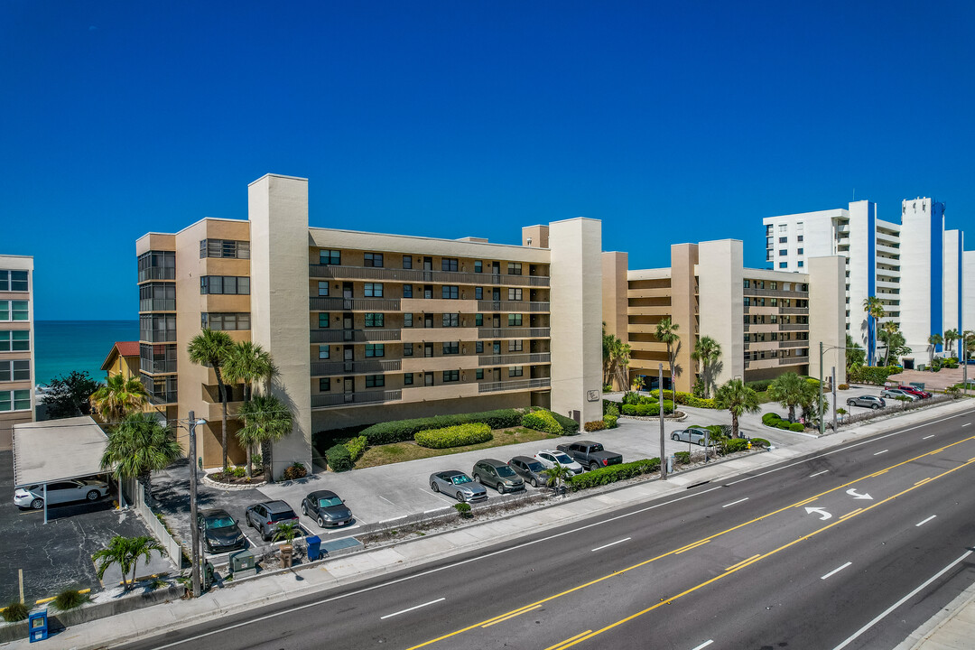 Surfside South Condominiums in Madeira Beach, FL - Building Photo