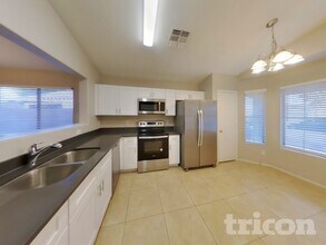 79 E Lupine Pl in San Tan Valley, AZ - Building Photo - Building Photo