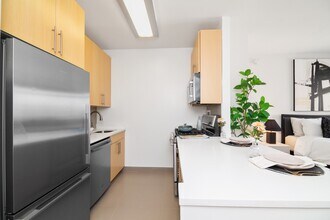 100 Jane St in New York, NY - Foto de edificio - Interior Photo